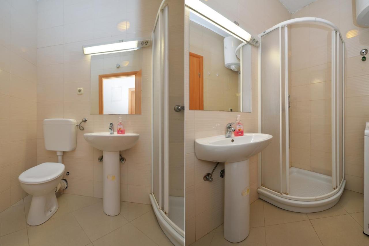 Apartmani Vedrana, Μούρτερ Εξωτερικό φωτογραφία